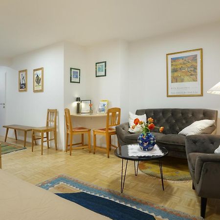 Homely Apartment In The Center With Garden View Gmunden Kültér fotó