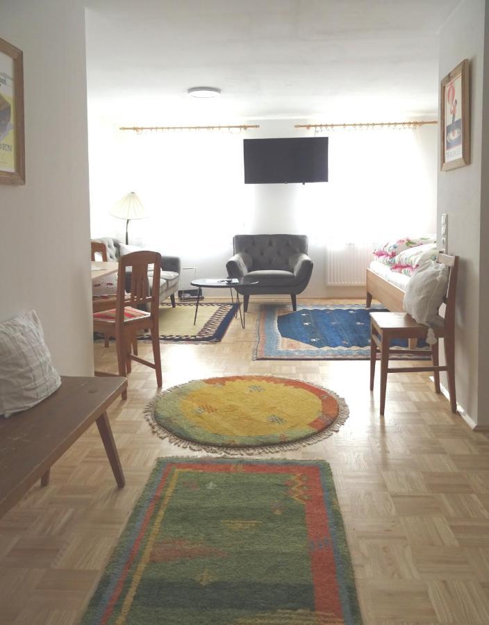 Homely Apartment In The Center With Garden View Gmunden Kültér fotó
